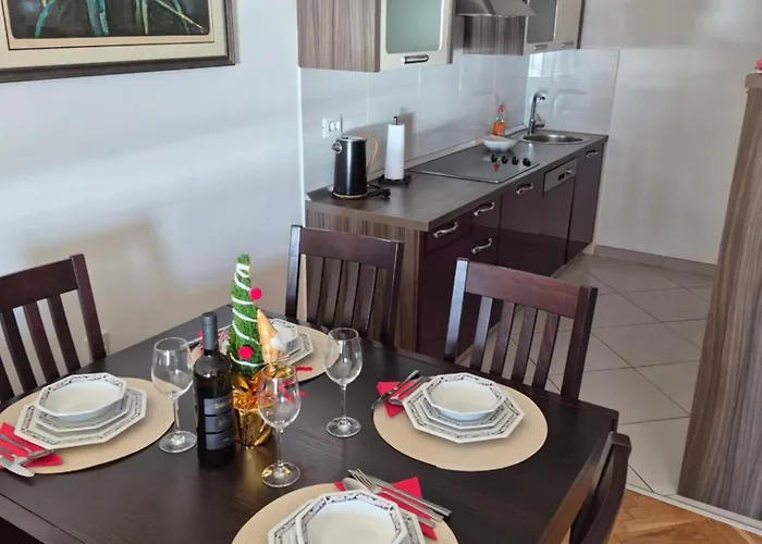 Flori Apartament